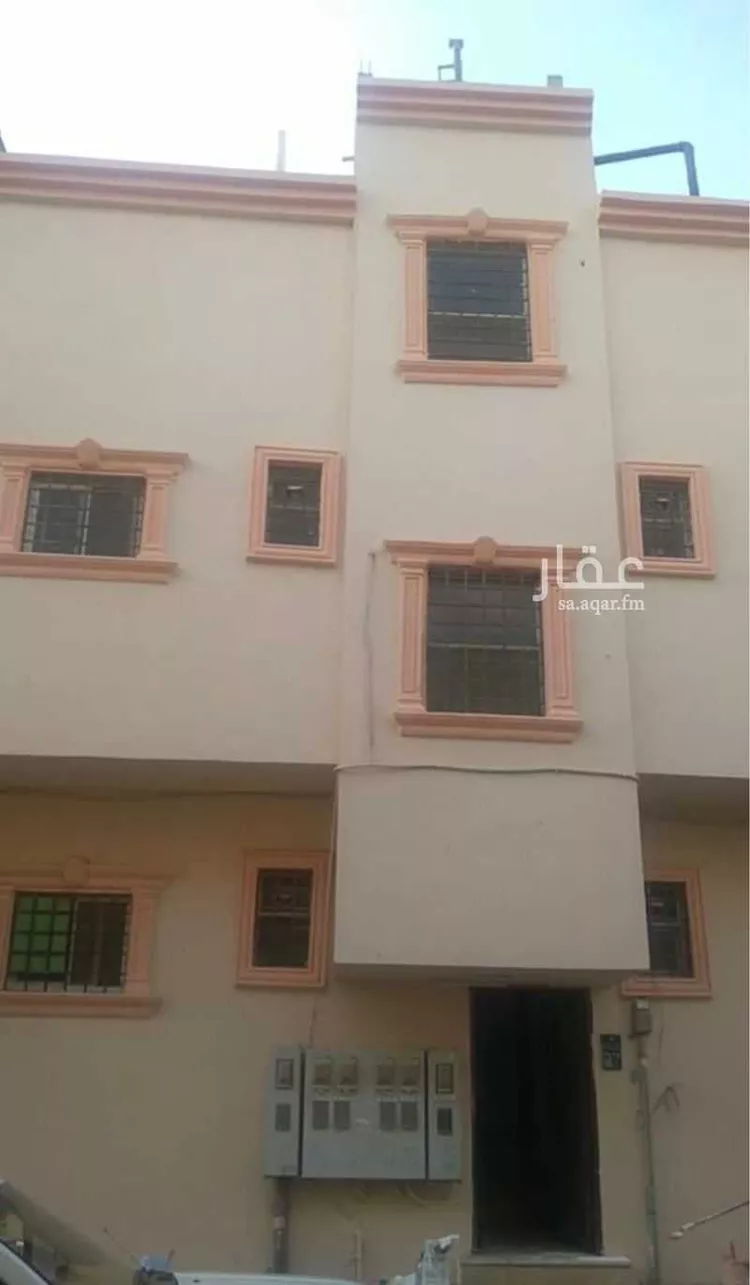 عمارة للبيع في شارع ممر جنادة بن تميم, حي منفوحة, مدينة الرياض, منطقة الرياض صورة 2