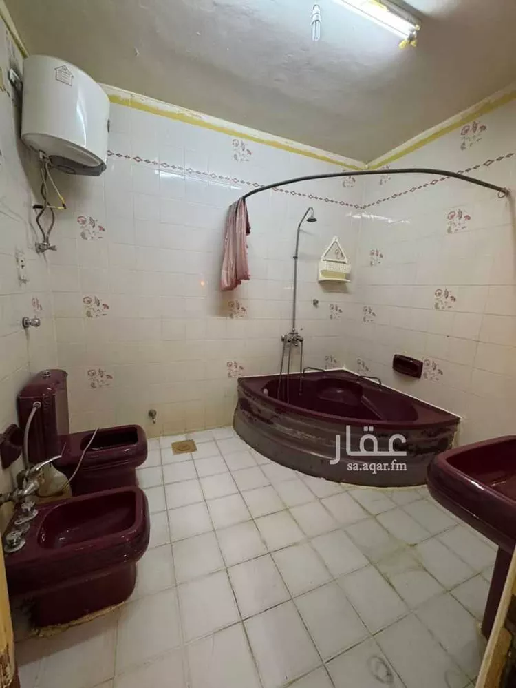 فيلا للبيع في شارع يحيي بن نجاح, حي الإسكان, مدينة المدينه المنوره, منطقة المدينة المنورة صورة 4