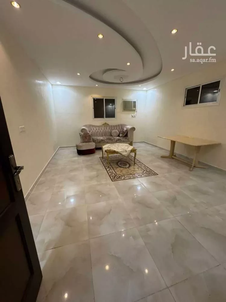 فيلا للبيع في شارع يحيي بن نجاح, حي الإسكان, مدينة المدينه المنوره, منطقة المدينة المنورة صورة 2