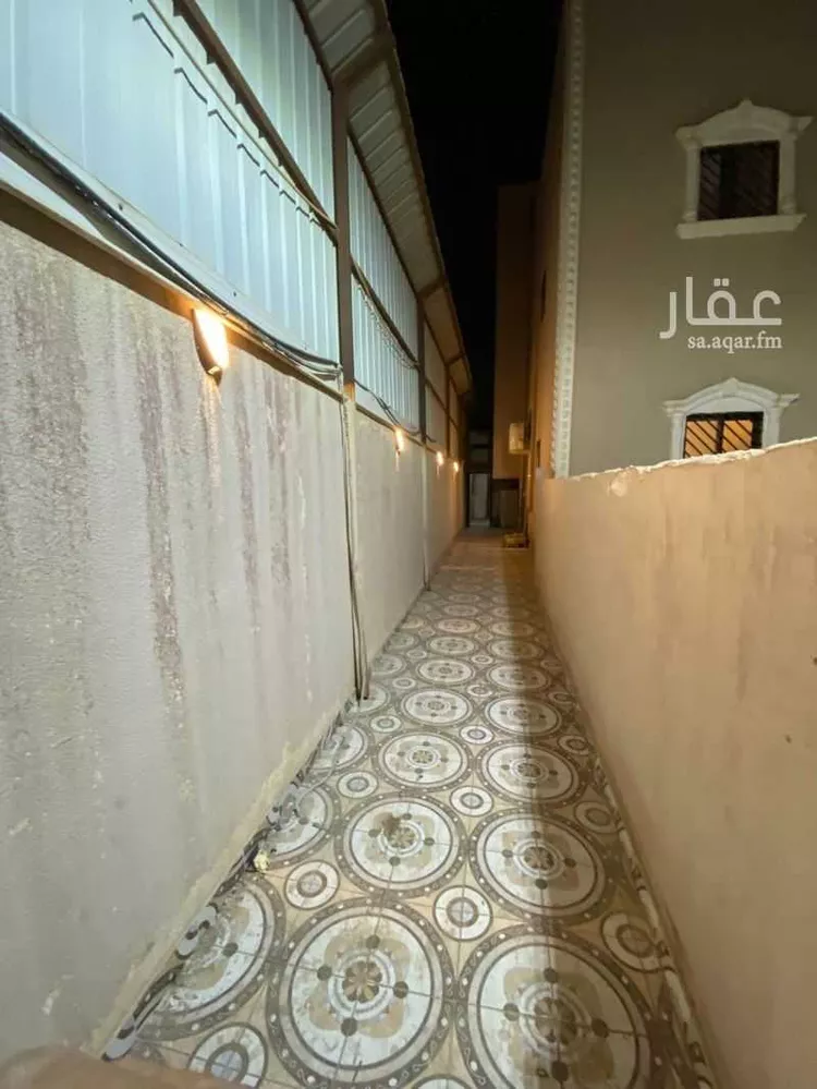 فيلا للبيع في شارع الدفاع, حي إشبيلية, مدينة الرياض, منطقة الرياض 6