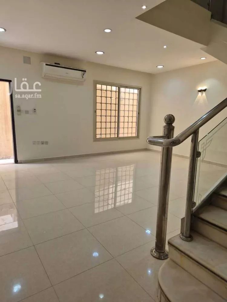 فيلا للإيجار في شارع الغطاس, حي إشبيلية, مدينة الرياض, منطقة الرياض 12