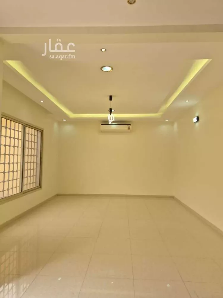 فيلا للإيجار في شارع الغطاس, حي إشبيلية, مدينة الرياض, منطقة الرياض 7