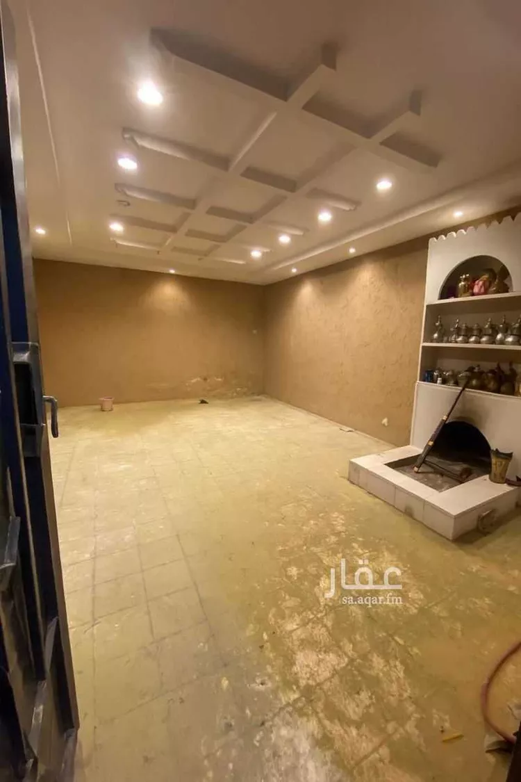 فيلا للبيع في شارع الدفاع, حي إشبيلية, مدينة الرياض, منطقة الرياض 14