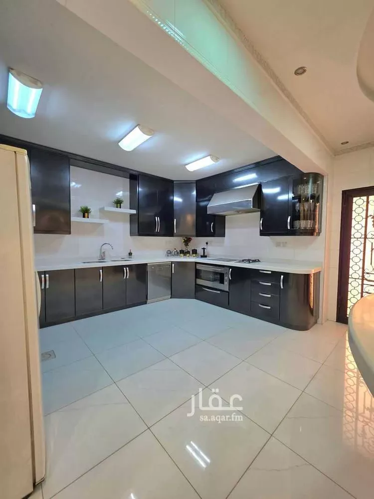 فيلا للبيع في شارع المستنجدي, حي الحمراء, مدينة الرياض, منطقة الرياض 9
