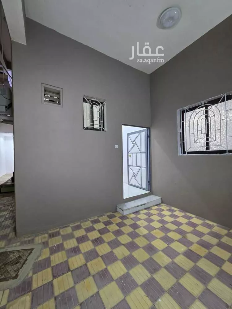 دور للإيجار في شارع سراقة بن مالك, حي الشرقية, مدينة أبها, منطقة عسير 7