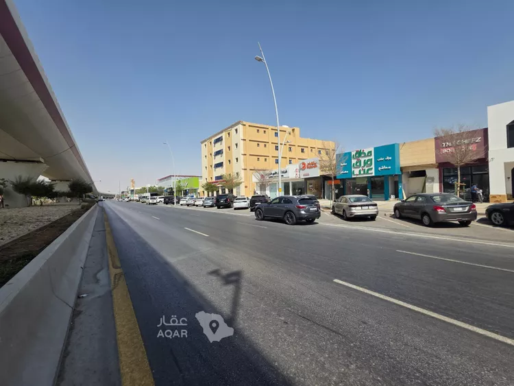 عمارة للبيع في شارع الشيخ حسن بن حسين بن علي, حي إشبيلية, مدينة الرياض, منطقة الرياض 6
