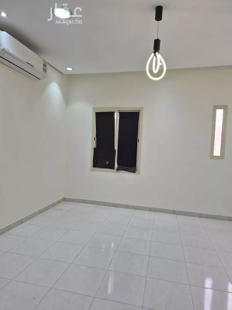 فيلا للإيجار في شارع الغطاس, حي إشبيلية, مدينة الرياض, منطقة الرياض 15
