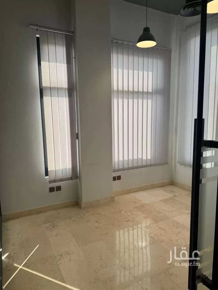 Commercial Office for Rent in Riyadh An Nuzhah صورة 5