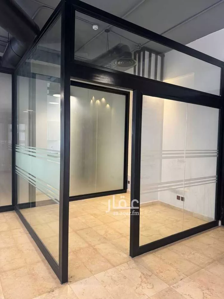 مكتب تجاري للإيجار في طريق الإمام سعود بن عبدالعزيز بن محمد ، حي النزهة ، الرياض ، منطقة الرياض 8