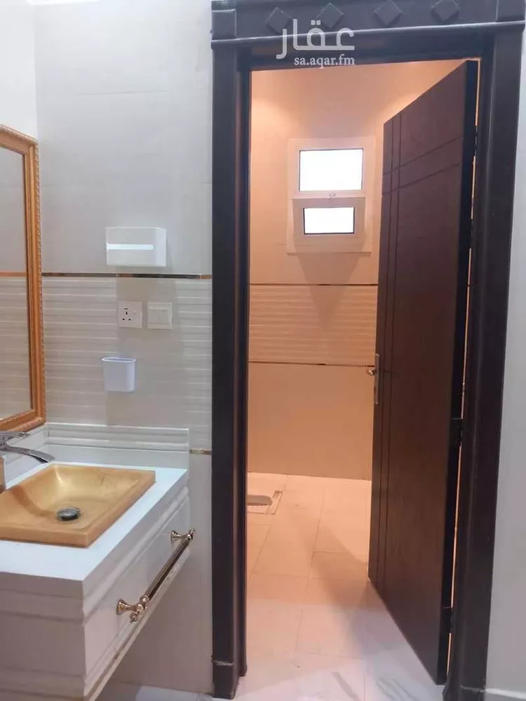 فيلا للبيع في شارع جبل الحسي, حي ظهرة لبن, مدينة الرياض, منطقة الرياض 6