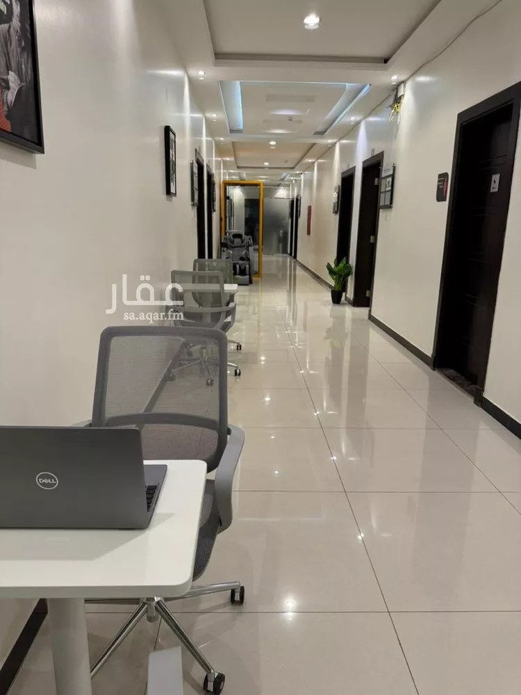 مكتب تجاري للإيجار في شارع الملك عبدالعزيز ابن عبدالرحمن سعود الفرعي, حي العارض, مدينة الرياض, منطقة الرياض