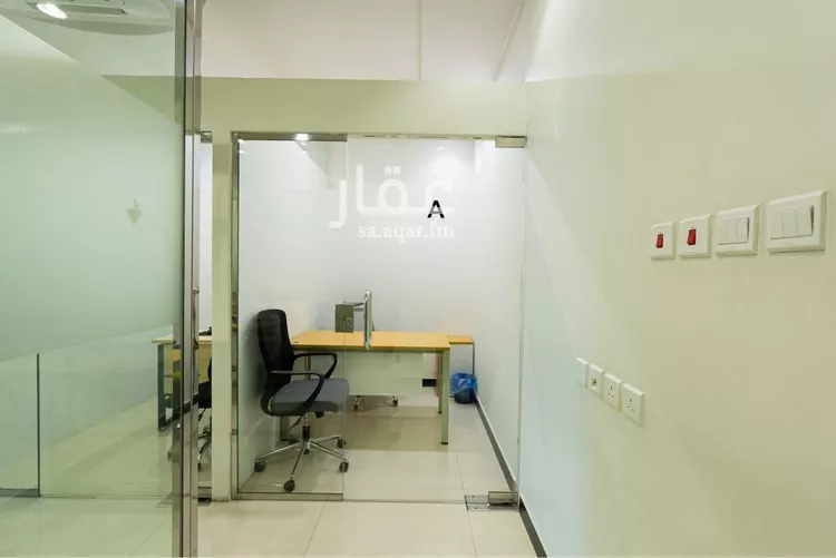 مكتب تجاري للإيجار في شارع الملك عبدالعزيز ابن عبدالرحمن سعود الفرعي, حي العارض, مدينة الرياض, منطقة الرياض صورة 3