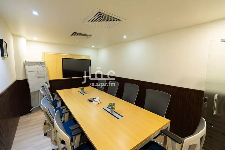 مكتب تجاري للإيجار في شارع أغادير, حي الملك عبدالعزيز, مدينة الرياض, منطقة الرياض صورة 5