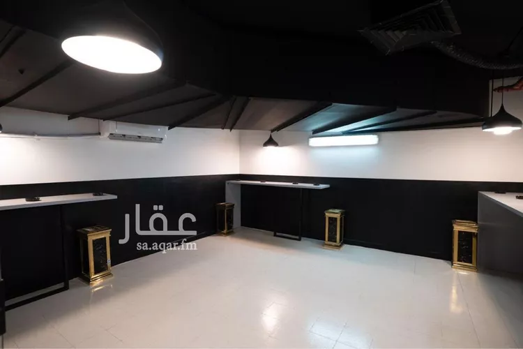 مكتب تجاري للإيجار في شارع الحديقة, حي السويدي, مدينة الرياض, منطقة الرياض 14