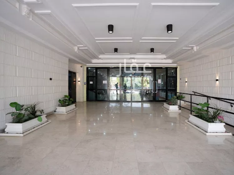 مكتب تجاري للإيجار في شارع الحديقة, حي السويدي, مدينة الرياض, منطقة الرياض صورة 2