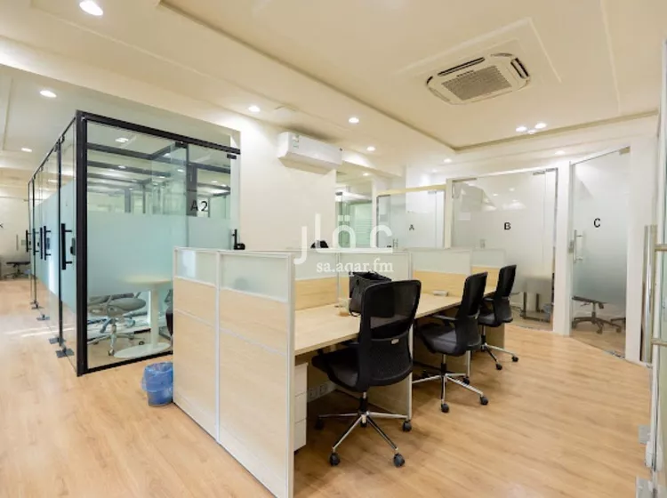 مكتب تجاري للإيجار في شارع الملك عبدالعزيز ابن عبدالرحمن سعود الفرعي, حي العارض, مدينة الرياض, منطقة الرياض