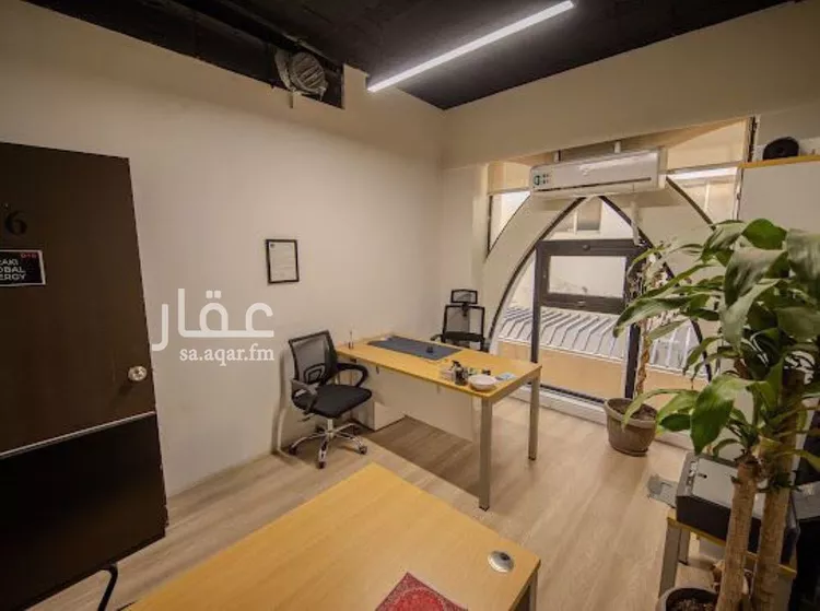 مكتب تجاري للإيجار في شارع أغادير, حي الملك عبدالعزيز, مدينة الرياض, منطقة الرياض صورة 5