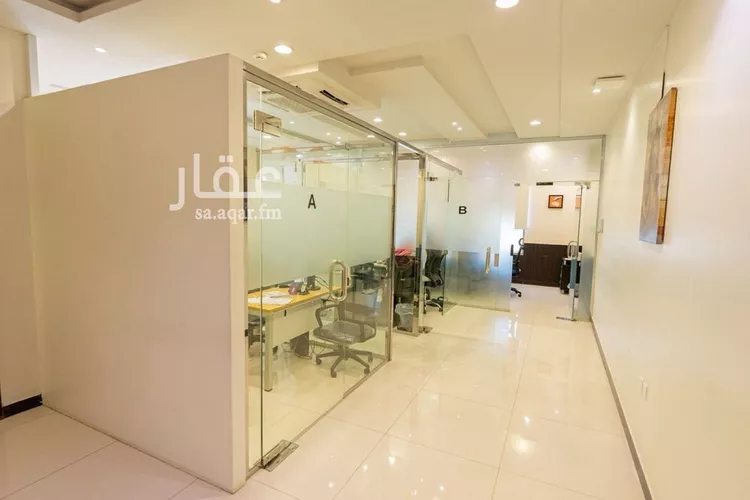 مكتب تجاري للإيجار في شارع الملك عبدالعزيز ابن عبدالرحمن سعود الفرعي, حي العارض, مدينة الرياض, منطقة الرياض صورة 2