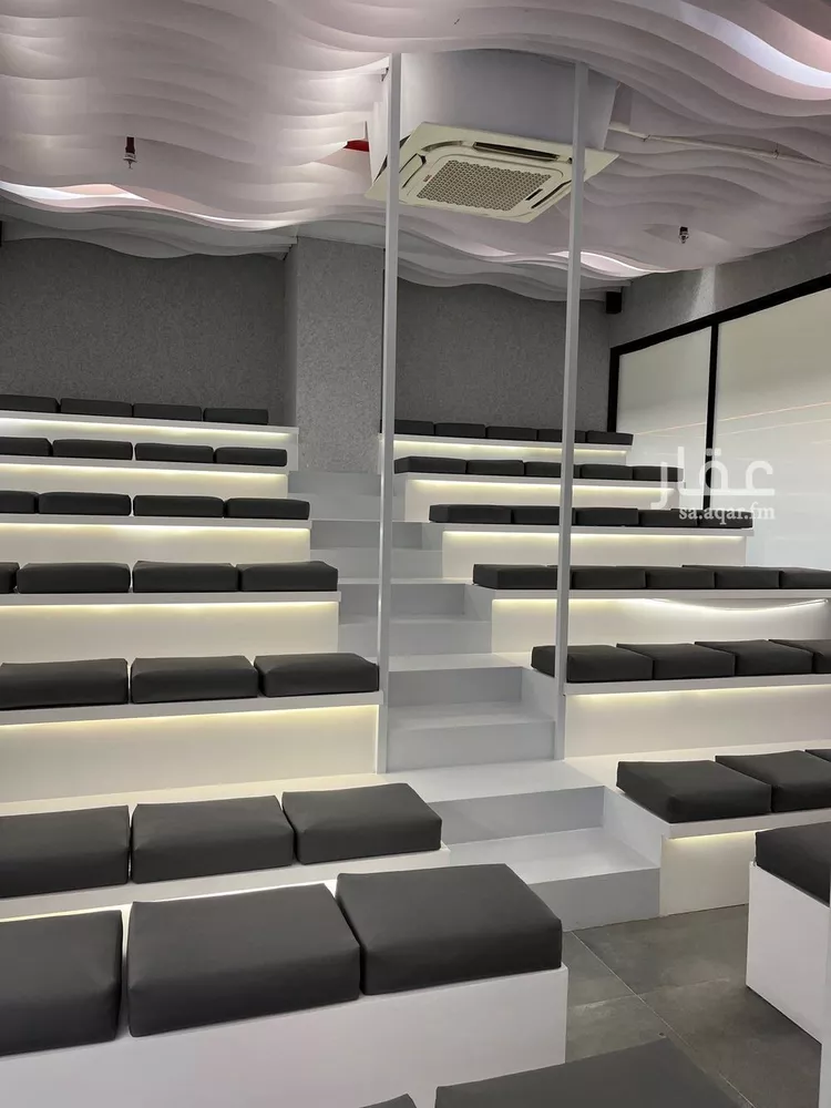 مكتب تجاري للإيجار في شارع الحديقة, حي السويدي, مدينة الرياض, منطقة الرياض صورة 2