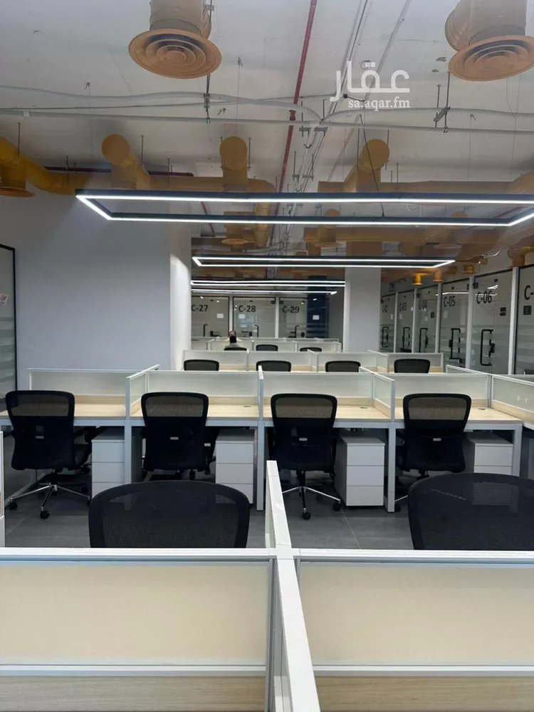 مكتب تجاري للإيجار في شارع الحديقة, حي السويدي, مدينة الرياض, منطقة الرياض صورة 2
