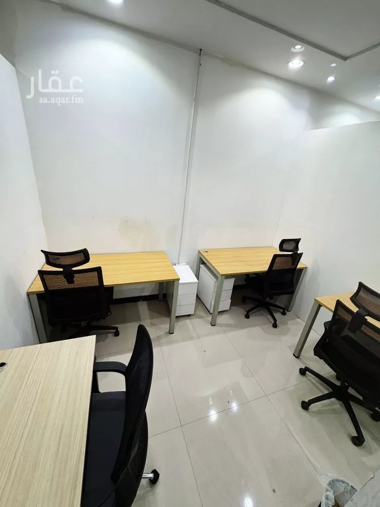 مكتب تجاري للإيجار في شارع الملك عبدالعزيز ابن عبدالرحمن سعود الفرعي, حي العارض, مدينة الرياض, منطقة الرياض صورة 2