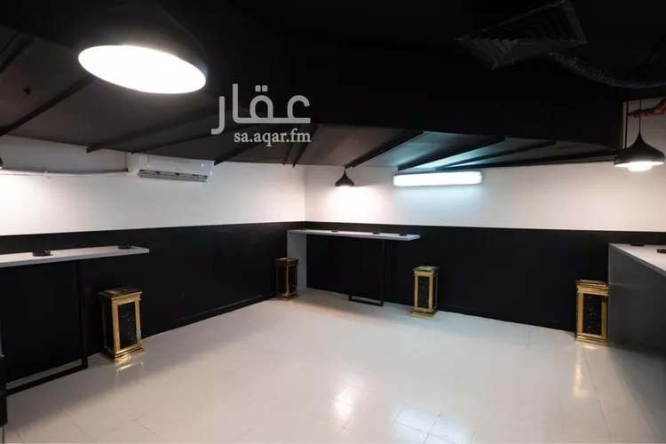 مكتب تجاري للإيجار في شارع الحديقة, حي السويدي, مدينة الرياض, منطقة الرياض 22