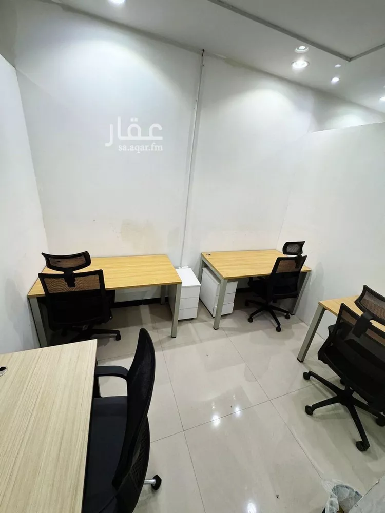 مكتب تجاري للإيجار في شارع الملك عبدالعزيز ابن عبدالرحمن سعود الفرعي, حي العارض, مدينة الرياض, منطقة الرياض صورة 2