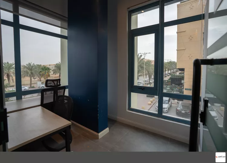 مكتب تجاري للإيجار في شارع الحديقة, حي السويدي, مدينة الرياض, منطقة الرياض 18