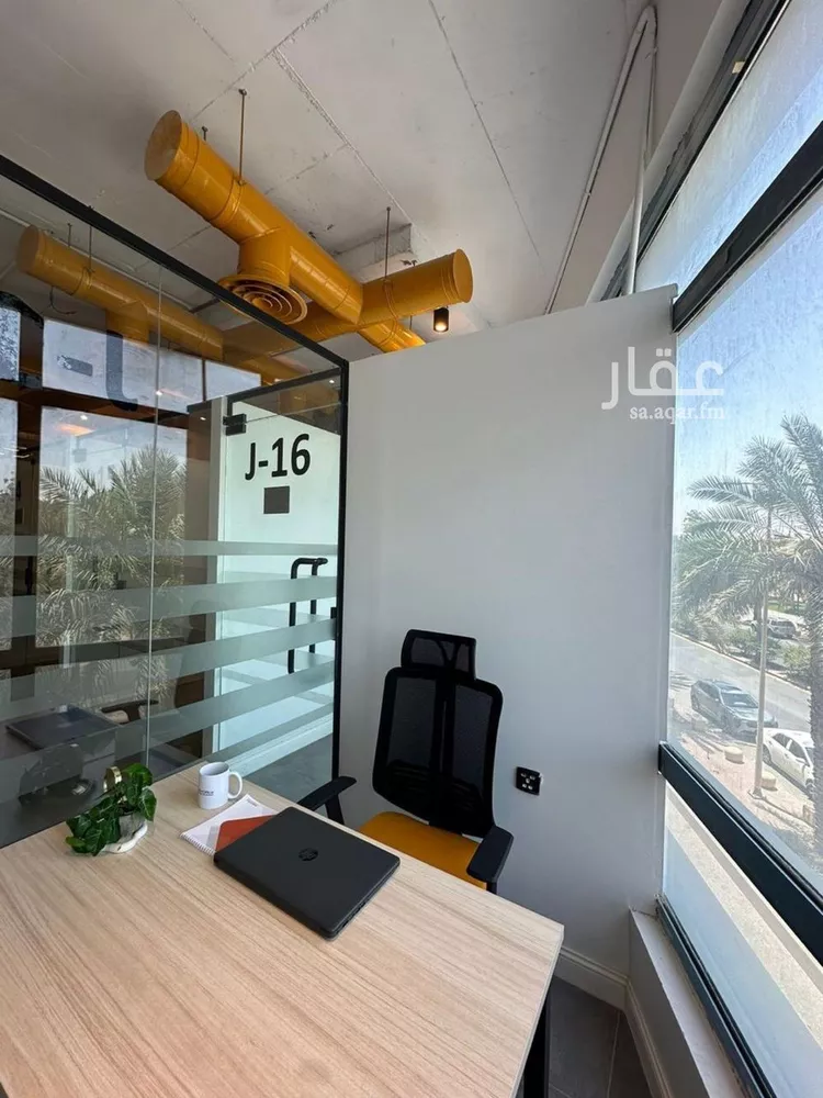 مكتب تجاري للإيجار في شارع الحديقة, حي السويدي, مدينة الرياض, منطقة الرياض 6