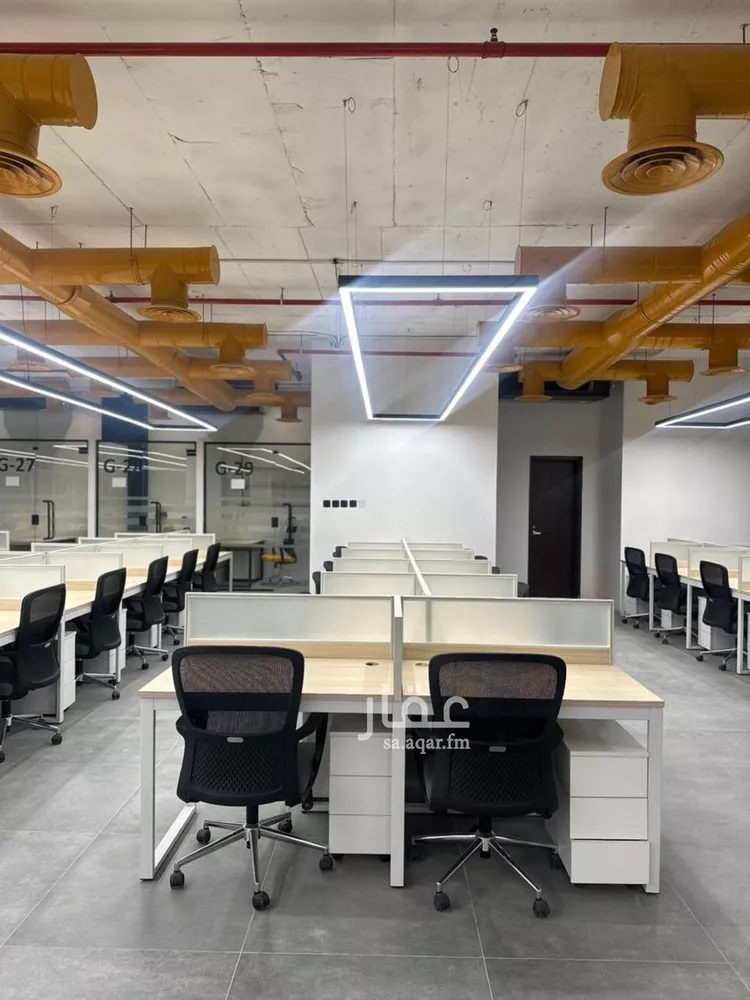 مكتب تجاري للإيجار في شارع الحديقة, حي السويدي, مدينة الرياض, منطقة الرياض صورة 5