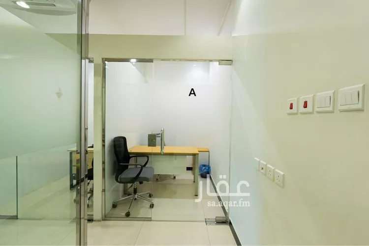 مكتب تجاري للإيجار في شارع الملك عبدالعزيز ابن عبدالرحمن سعود الفرعي, حي العارض, مدينة الرياض, منطقة الرياض صورة 2