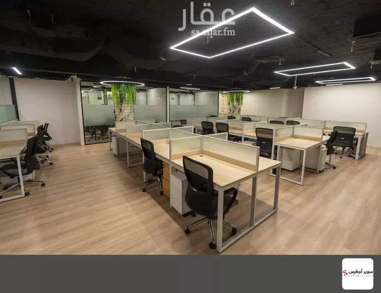 مكتب تجاري للإيجار في شارع أغادير, حي الملك عبدالعزيز, مدينة الرياض, منطقة الرياض