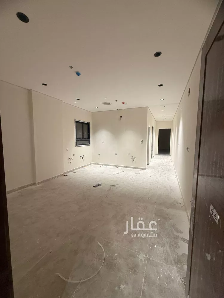 شقة للبيع في شارع القرية العليا, حي الحمراء, مدينة الخبر, المنطقة الشرقية