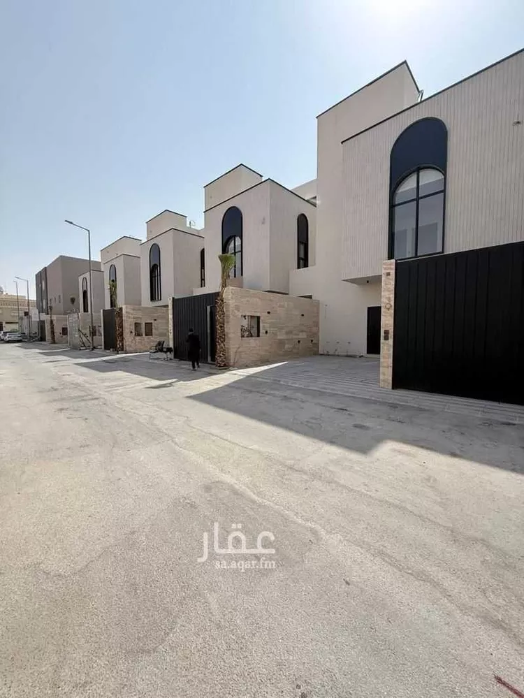 دور للبيع في شارع بشار, حي مغرزات, مدينة الرياض, منطقة الرياض