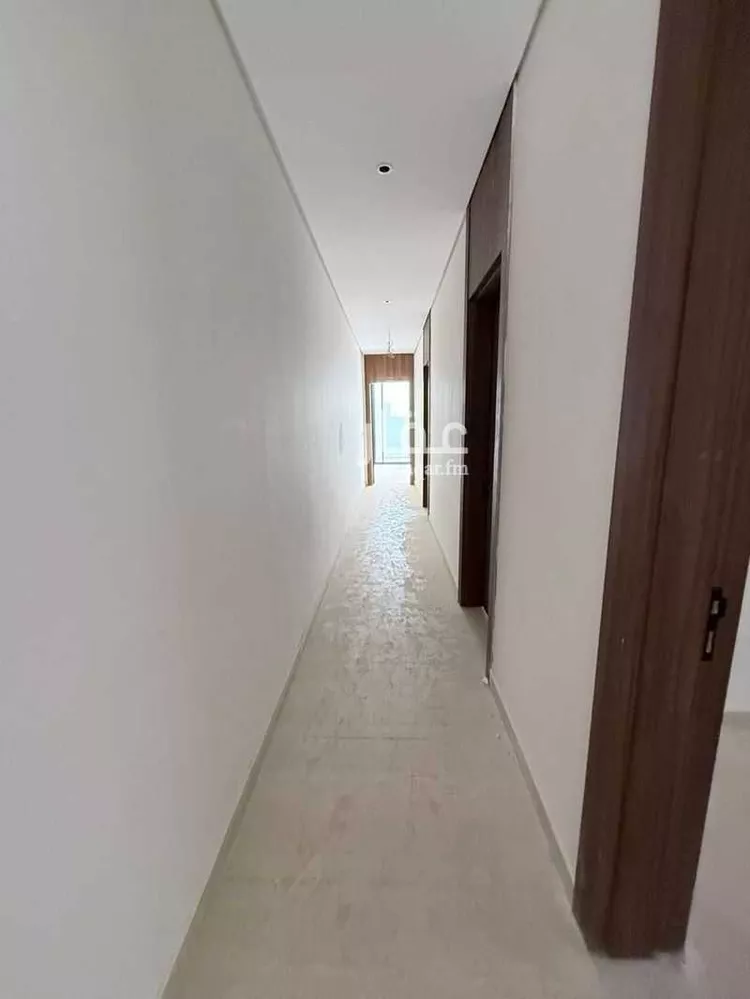 دور للبيع في شارع بشار, حي مغرزات, مدينة الرياض, منطقة الرياض صورة 2