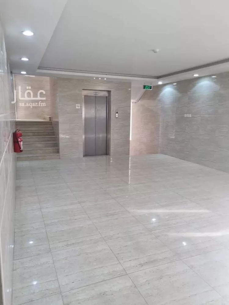 مكتب تجاري للإيجار في شارع الأمير محمد بن سعد بن عبدالعزيز, حي القيروان, مدينة الرياض, منطقة الرياض صورة 3
