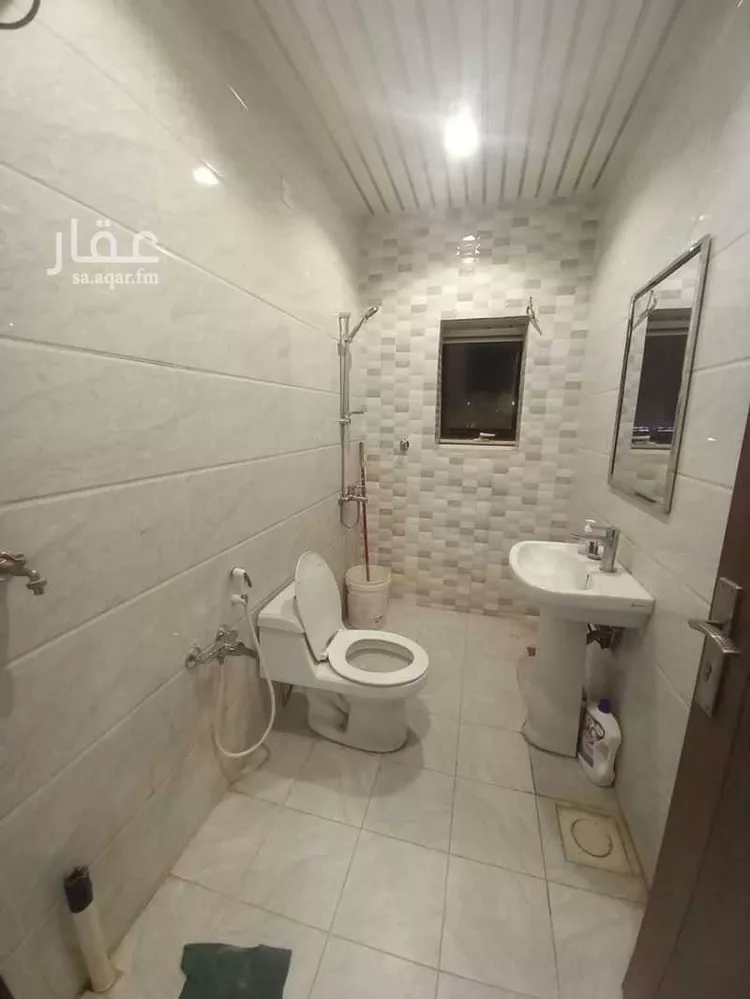 مكتب تجاري للإيجار في شارع الأمير محمد بن سعد بن عبدالعزيز, حي القيروان, مدينة الرياض, منطقة الرياض 12