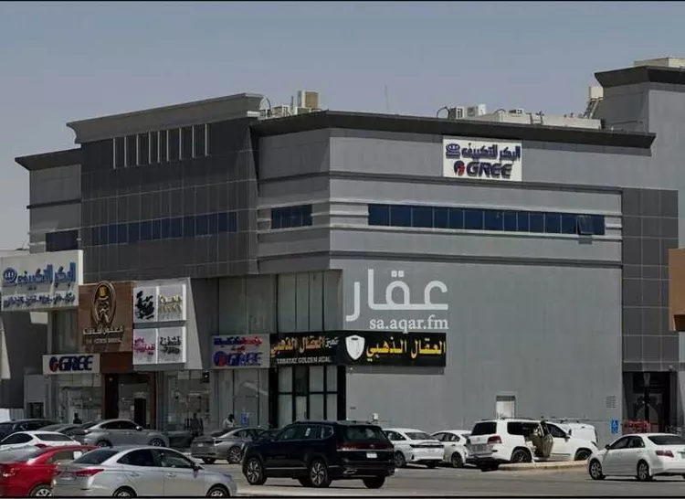 مكتب تجاري للإيجار في شارع الأمير محمد بن سعد بن عبدالعزيز, حي القيروان, مدينة الرياض, منطقة الرياض 1 صورة