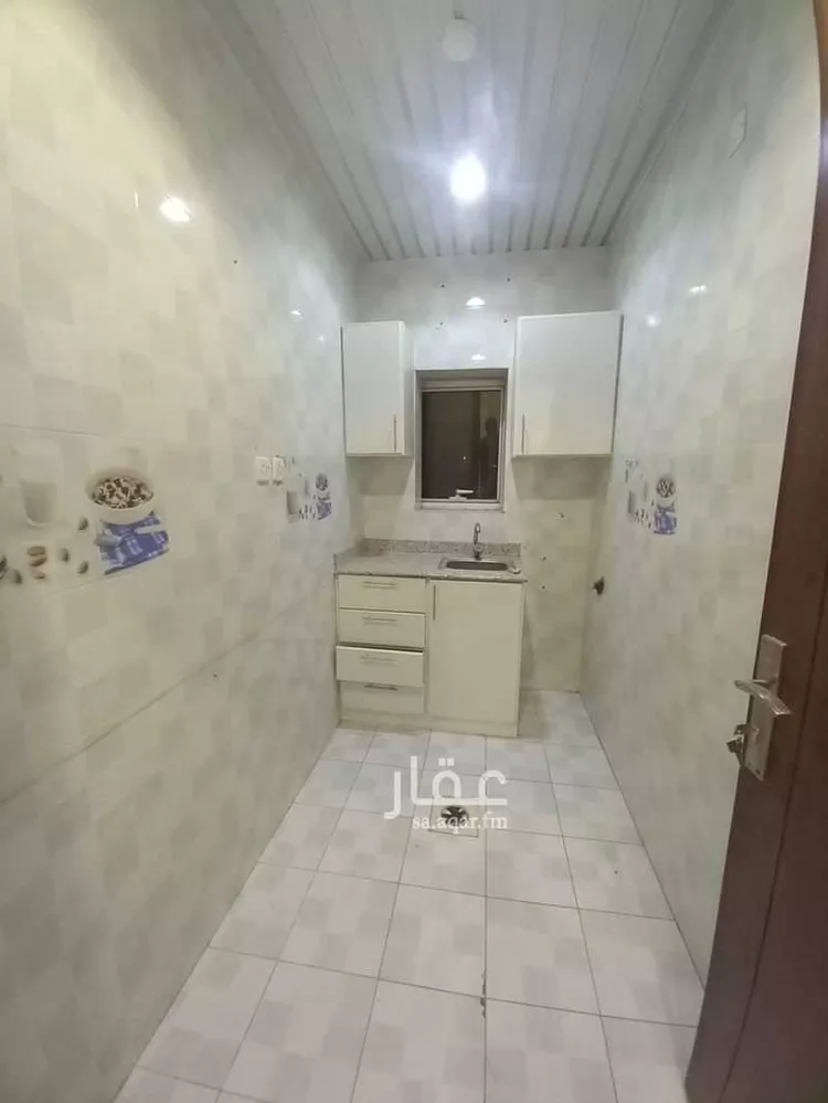 مكتب تجاري للإيجار في شارع الأمير محمد بن سعد بن عبدالعزيز, حي القيروان, مدينة الرياض, منطقة الرياض 11