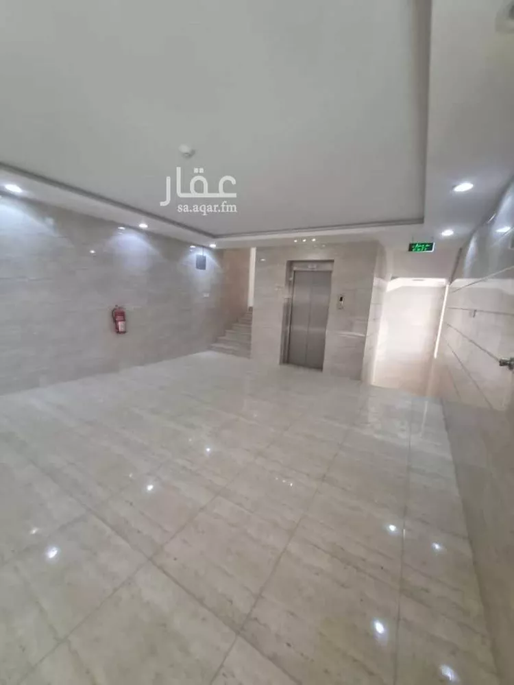Commercial Office for Rent in Riyadh Al Qirawan صورة 4