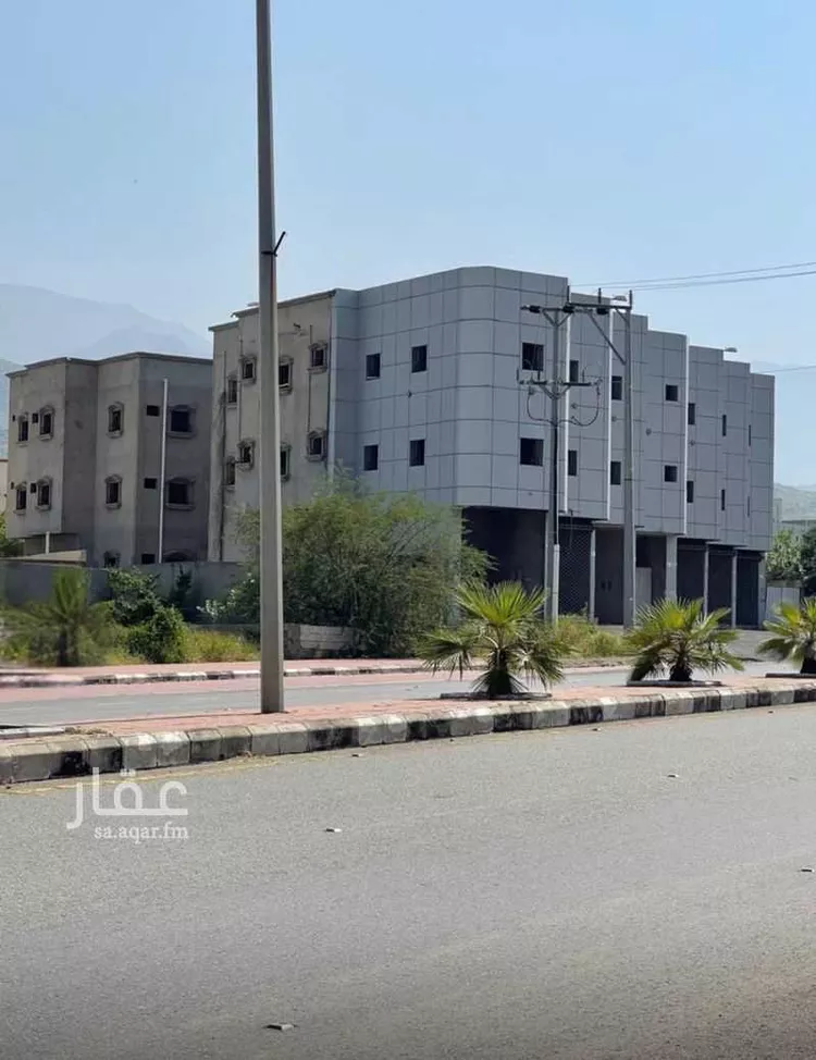 عمارة للإيجار في شارع الطريق العام, حي ظهره سنومه, مدينة ظهره سنومه, منطقة عسير صورة 3