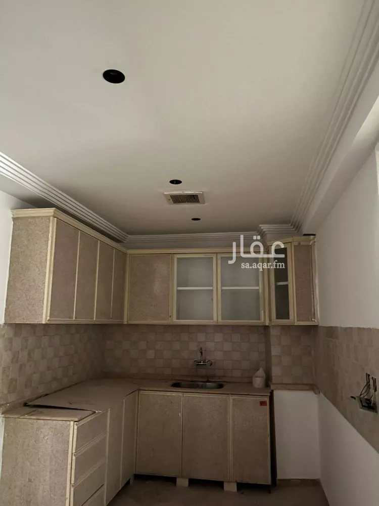 عمارة للإيجار في شارع الربيع بن أنس, حي العليا, مدينة الرياض, منطقة الرياض صورة 2