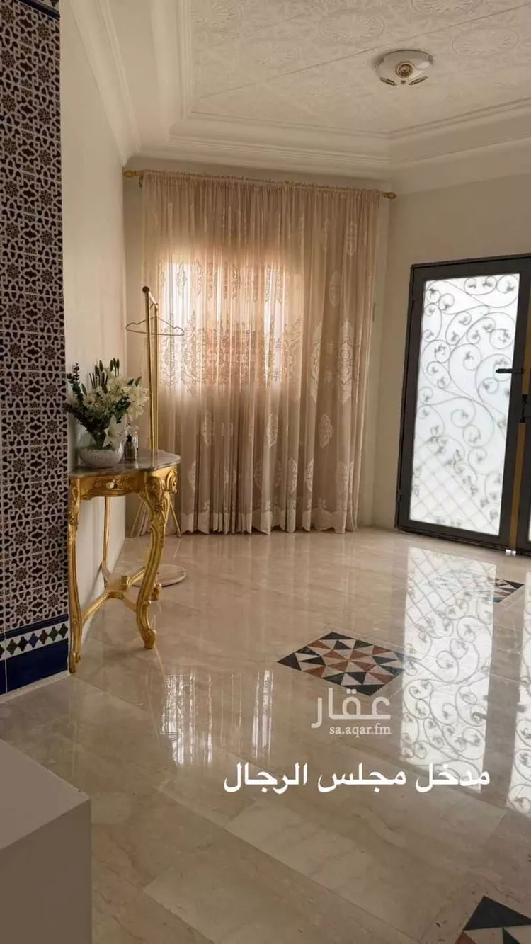 فيلا للبيع في شارع عبدالله بن حلوان, حي الشفاء, مدينة الرياض, منطقة الرياض صورة 3