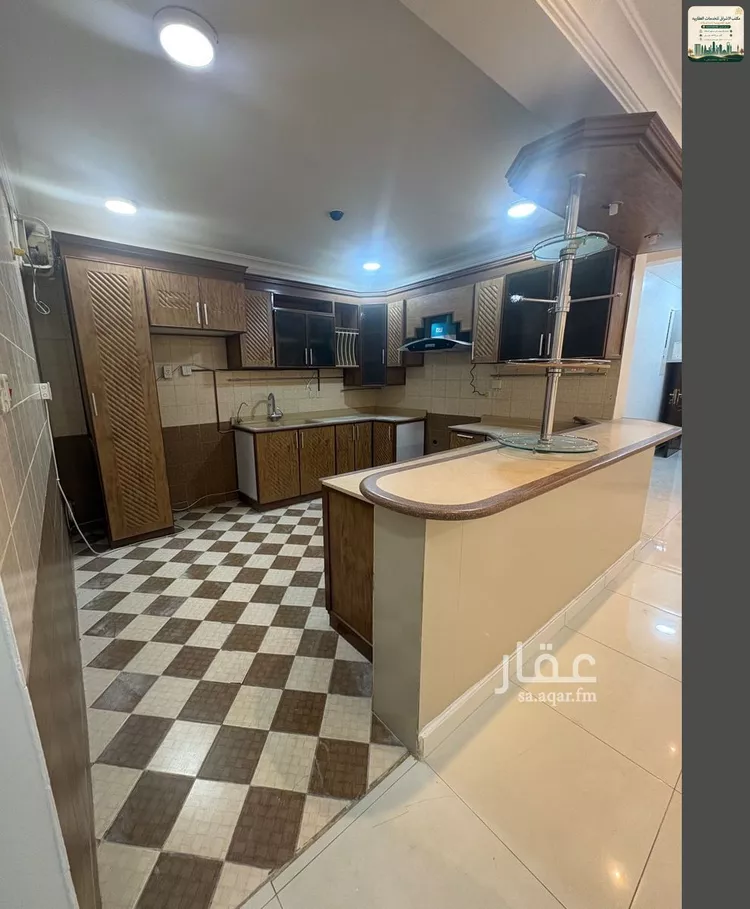 شقة للبيع في شارع ابو الوليد النصري, حي الدانة الشمالية, مدينة الظهران, المنطقة الشرقية 8