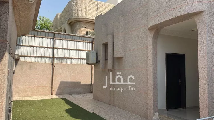 دور للبيع في شارع عمر ابن عبدالعزيز, حي الدانة الشمالية, مدينة الظهران, المنطقة الشرقية صورة 2