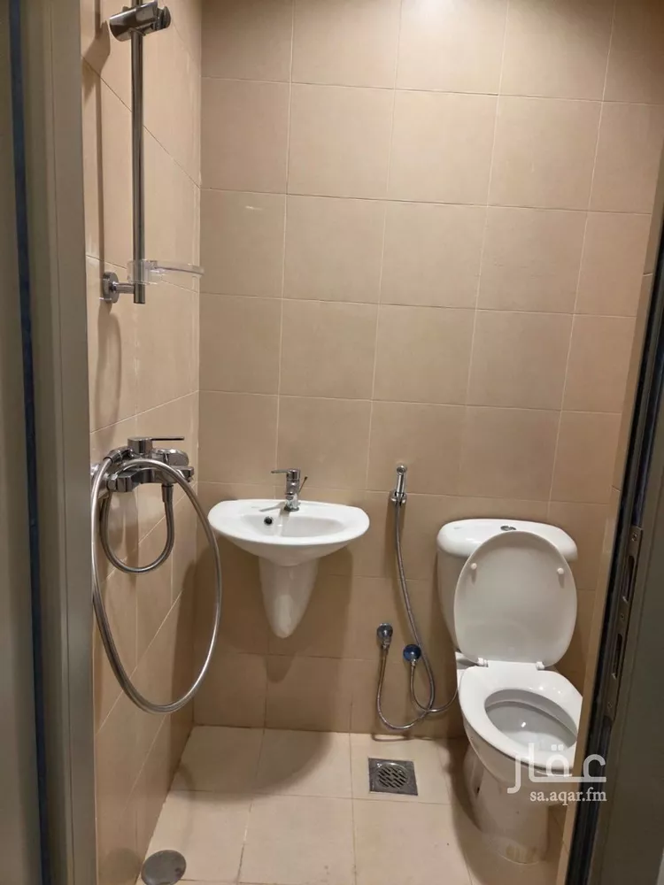 غرفة للإيجار في شارع الدمام 420, حي الظهران, مدينة الظهران, المنطقة الشرقية صورة 3