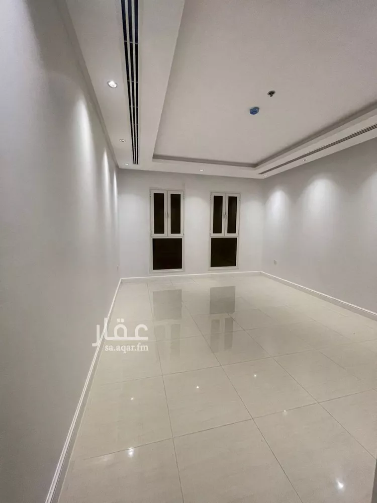 شقة للإيجار في شارع 19ج, حي الجامعة, مدينة الظهران, المنطقة الشرقية صورة 2