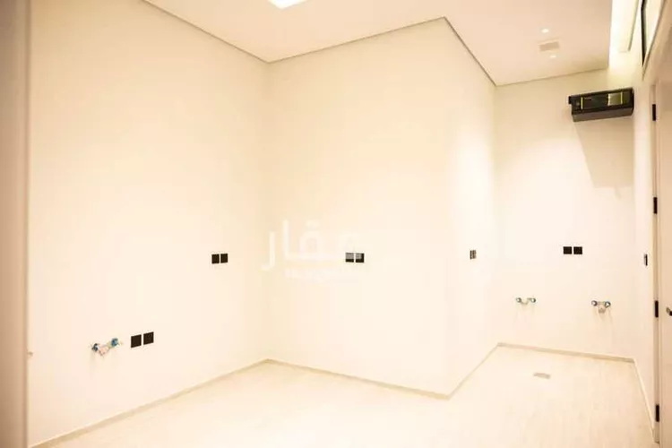 دور للبيع في شارع رقم 448, حي النرجس, مدينة الرياض, منطقة الرياض صورة 5