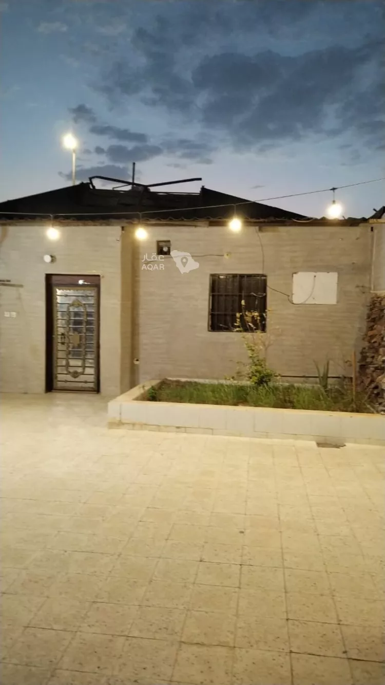 فيلا للبيع في شارع الحسن ابن شجاع, حي العزيزية, مدينة المدينة المنورة, منطقة المدينة المنورة 12