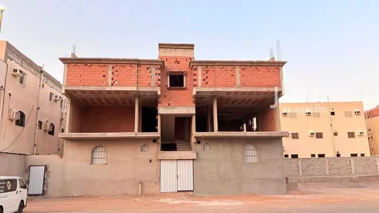 Building for Sale in Medina Dhu Al Hulayfah